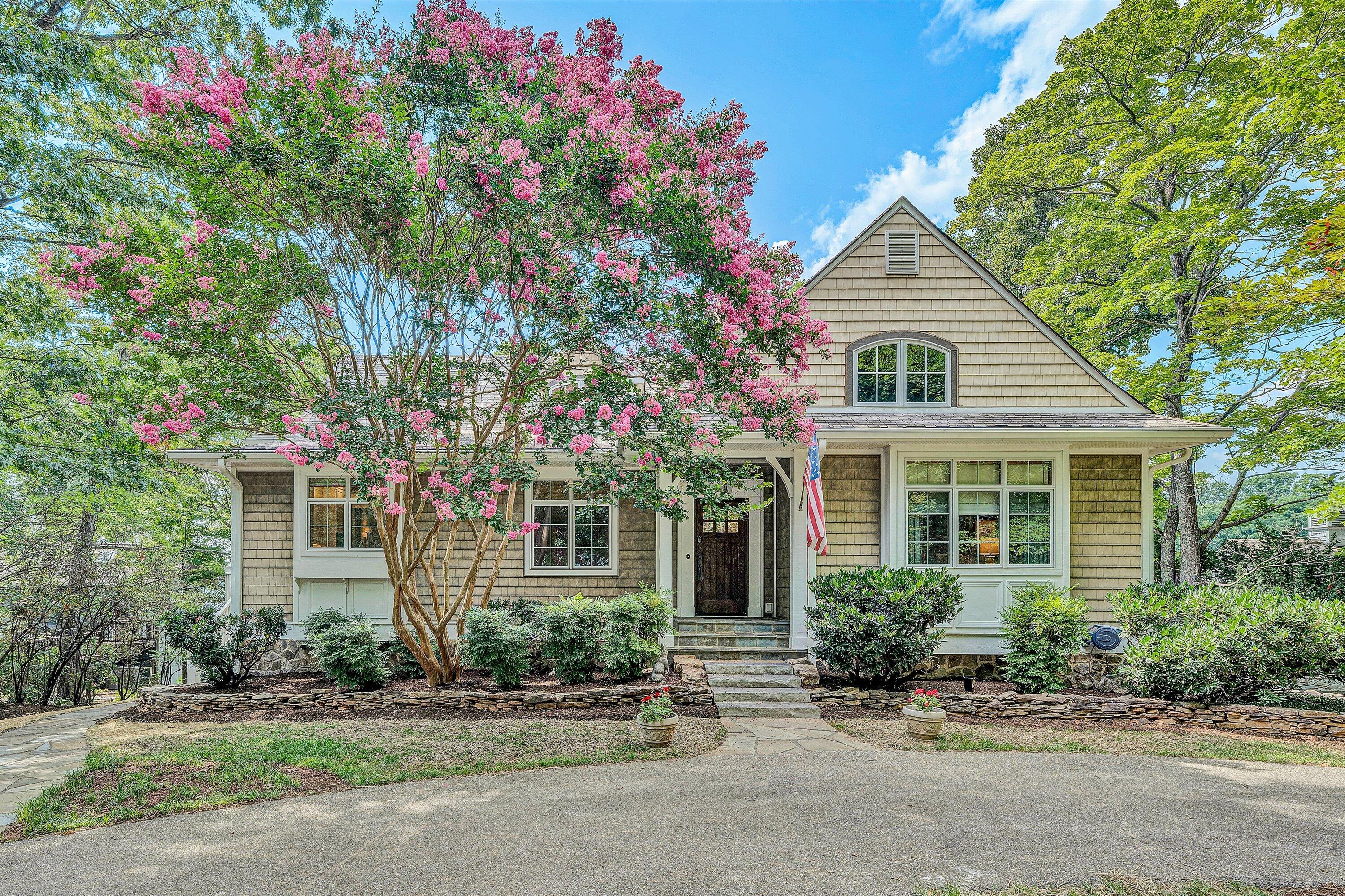 Huddleston, Virginia 24104, United States, 4 Bedrooms Bedrooms, ,4 BathroomsBathrooms,Residential,Active,179135