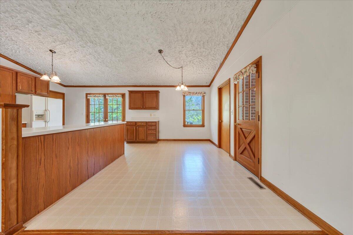 3160 Brian Rd, Salem, Virginia image 10