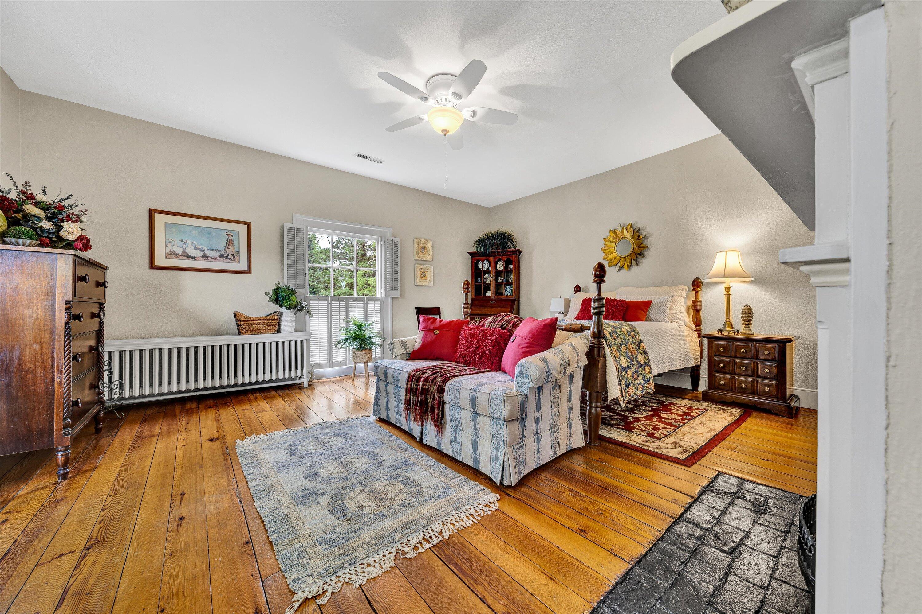 220 N Broad St, Salem, Virginia image 20