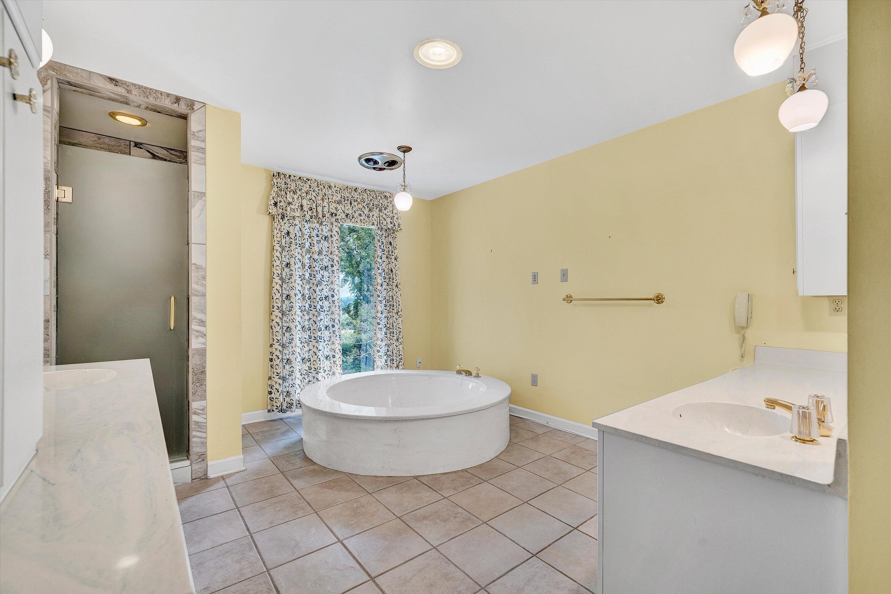 1200 Pickwick Ln, Salem, Virginia image 21