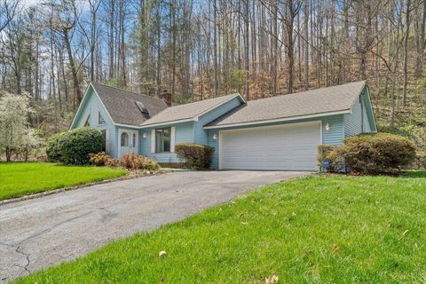 Homes For Sale - 6505 Poage Valley Road Rd<br/> Roanoke County, Roanoke, VA 24018