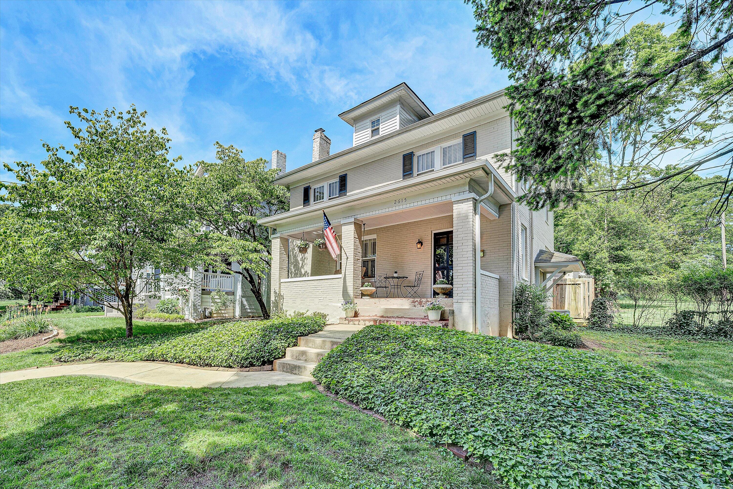 2615 Wycliffe Ave, Roanoke, Virginia image 2