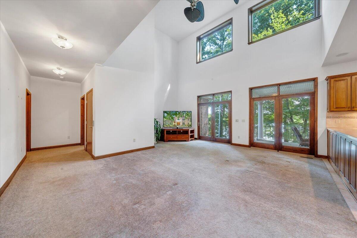 723 Fox Chase Rd, Wirtz, Virginia image 15