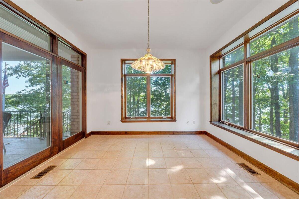 723 Fox Chase Rd, Wirtz, Virginia image 30