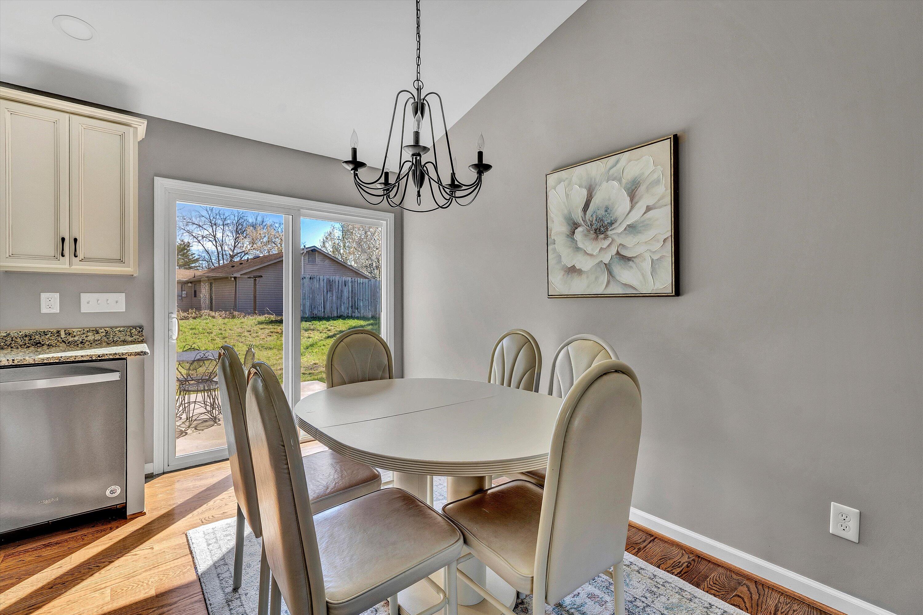 720 Camp North Rd, Salem, Virginia image 14