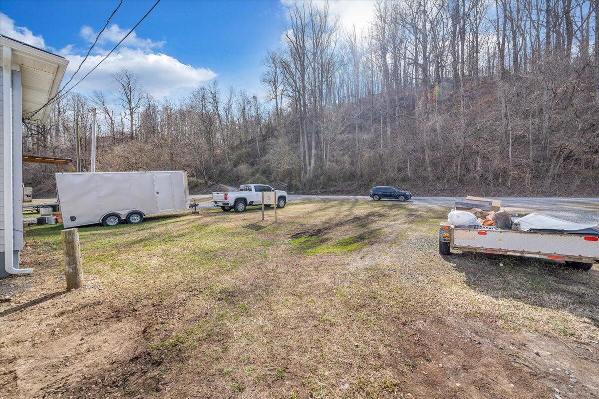 3171 Riverside Dr, Bassett, Virginia image 32
