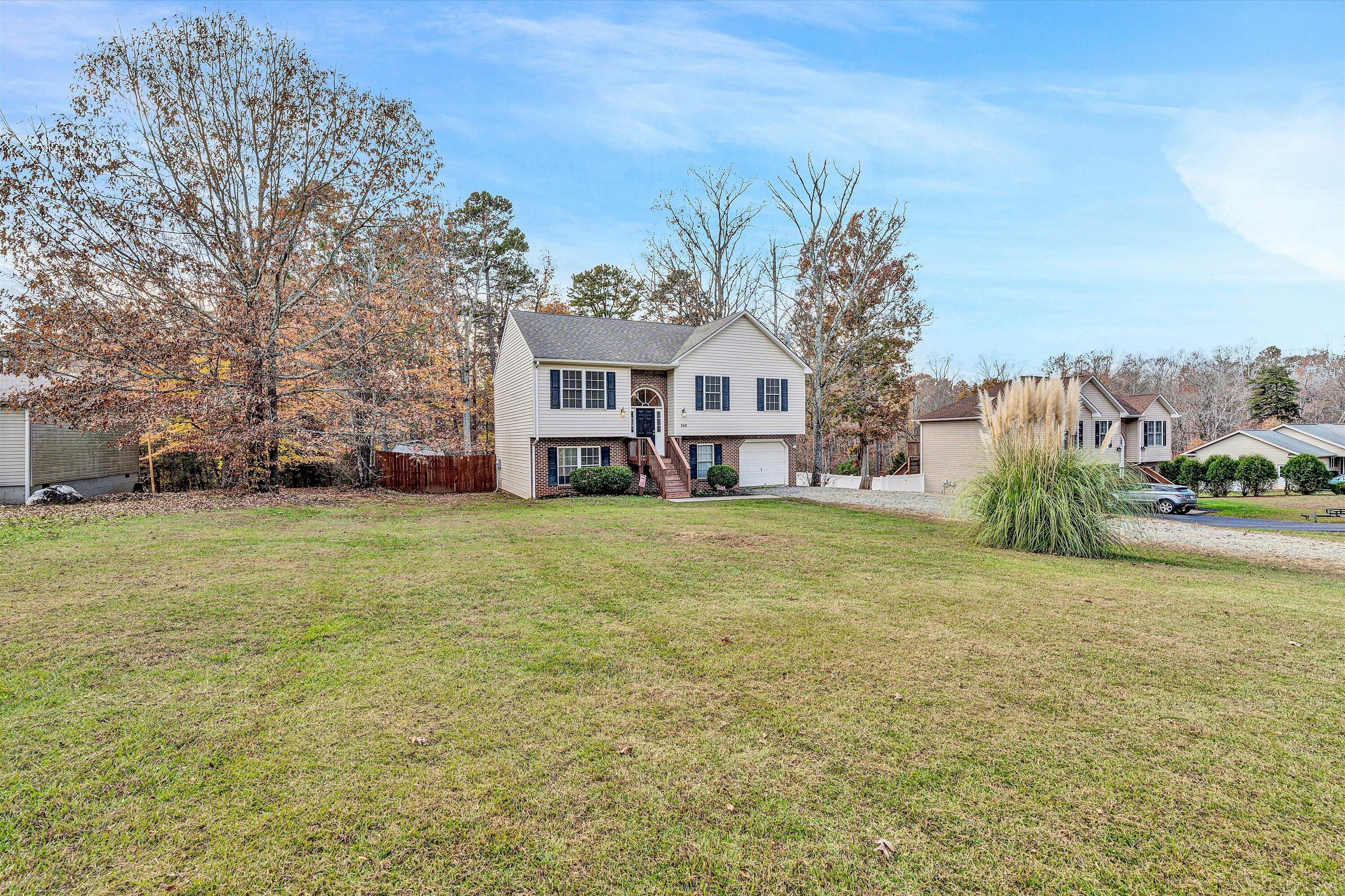 260 Harbor Landing Dr, Moneta, Virginia image 5