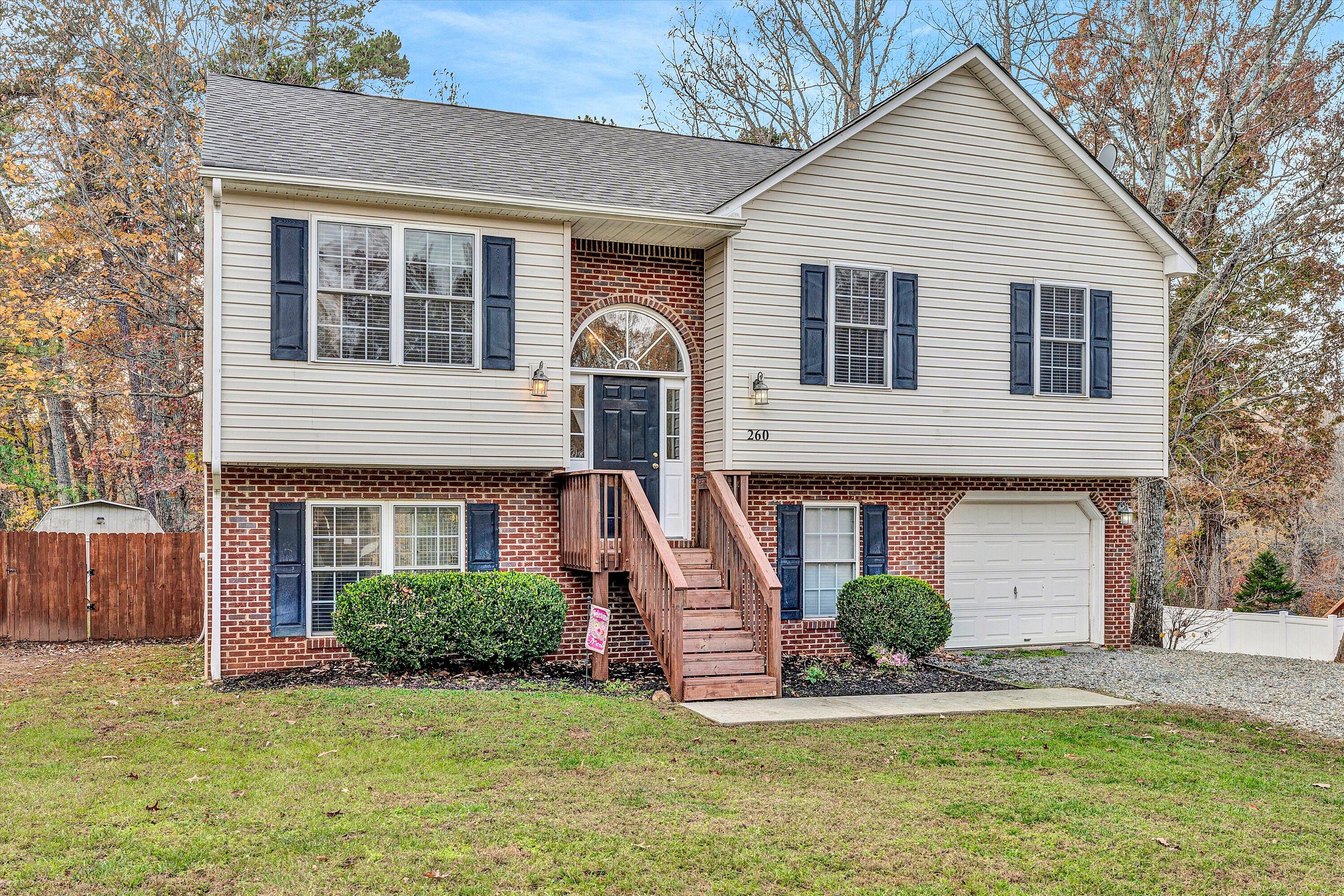 260 Harbor Landing Dr, Moneta, Virginia image 3