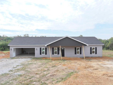 Homes For Sale - 2288 Smith Mountain Lake Pkwy<br/> Huddleston, VA 24104