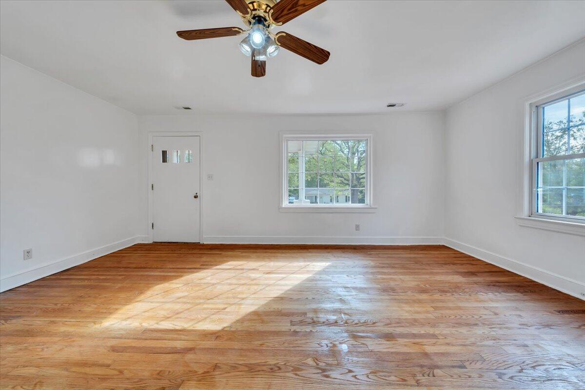 1054 Martin Mcneil Rd, Salem, Virginia image 8