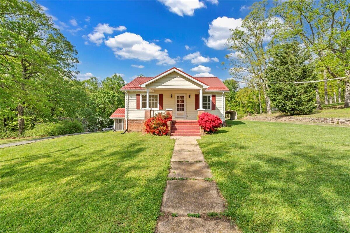 1054 Martin Mcneil Rd, Salem, Virginia image 32
