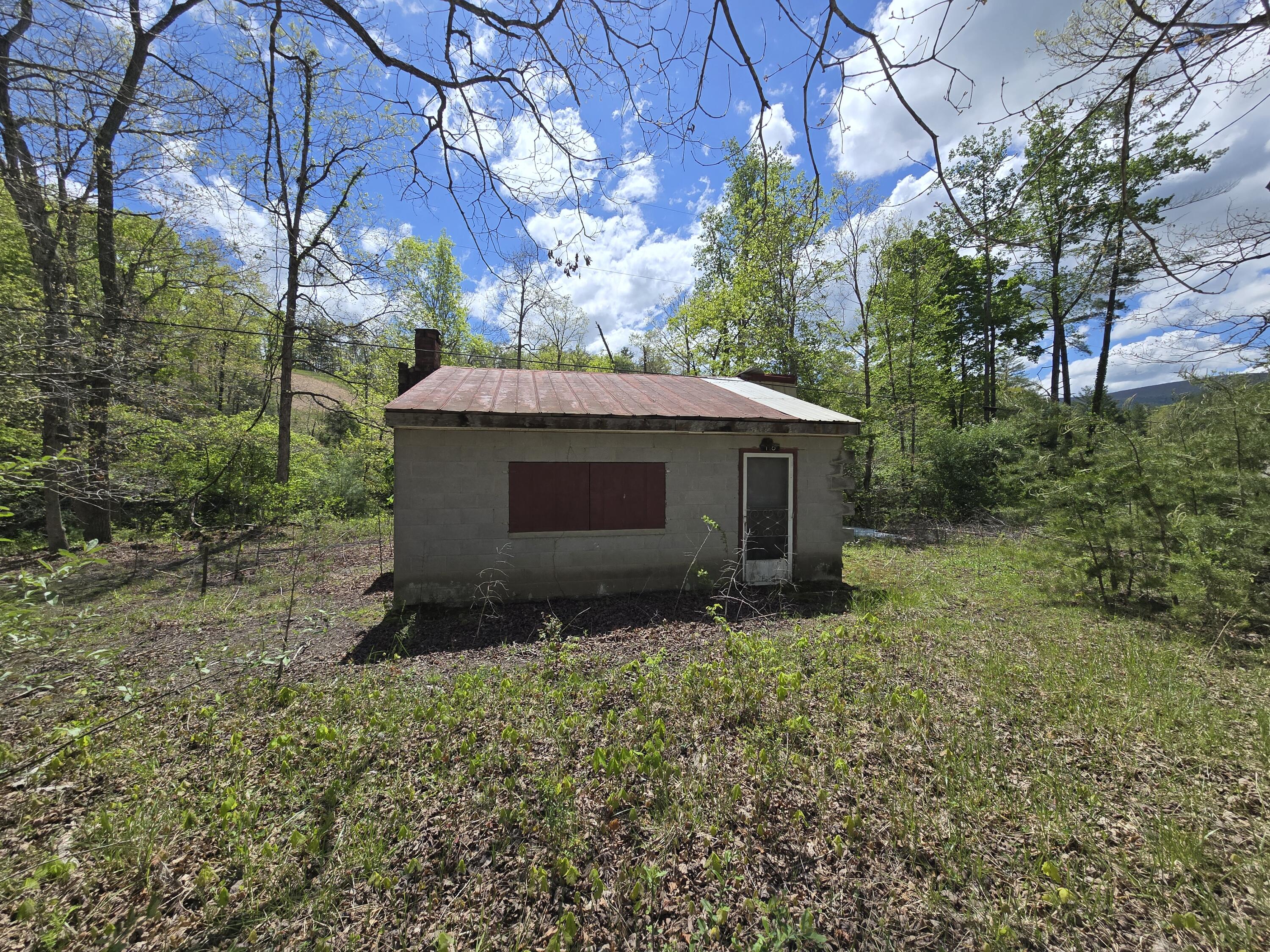 115 Wrights Branch Rd, New Castle, Ohio image 1