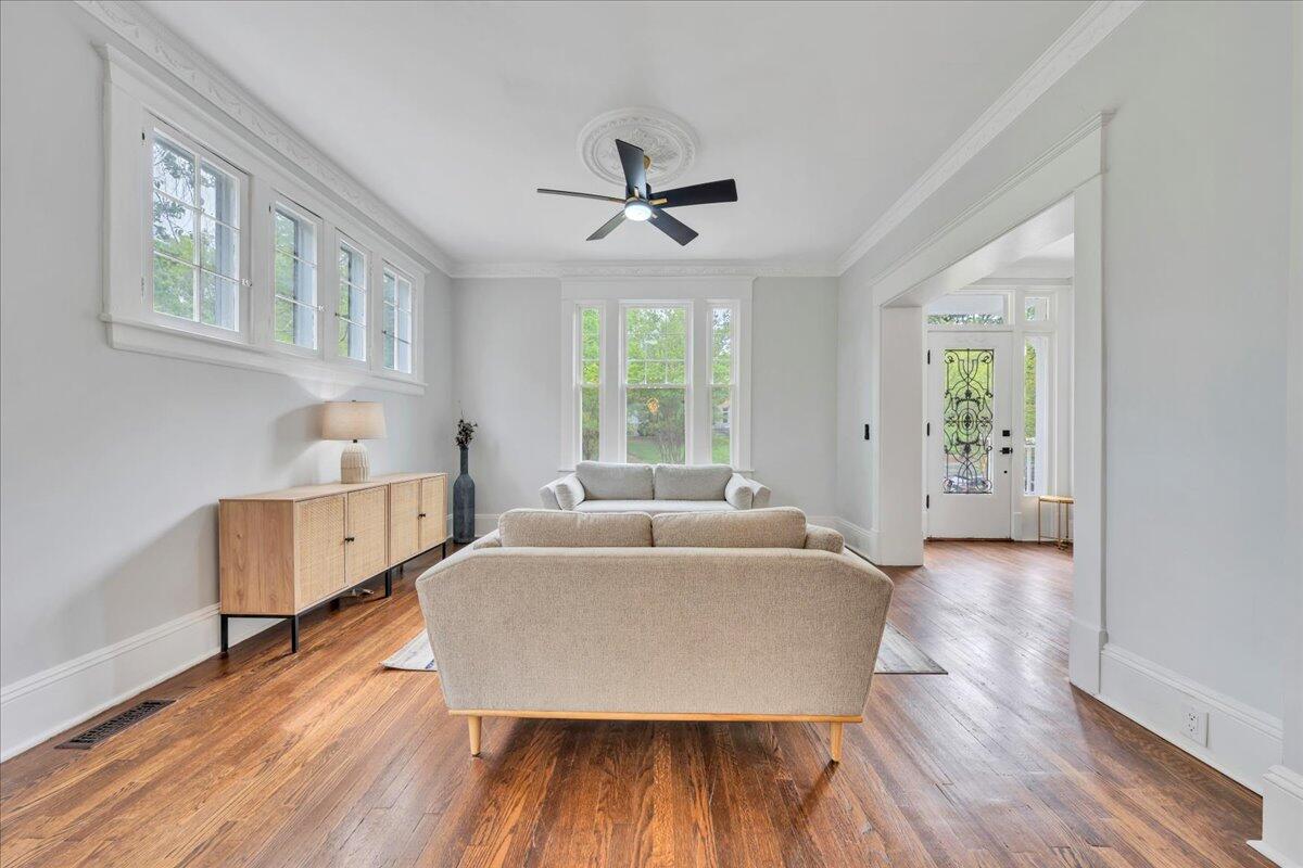 1221 Wasena Ter, Roanoke, Virginia image 11