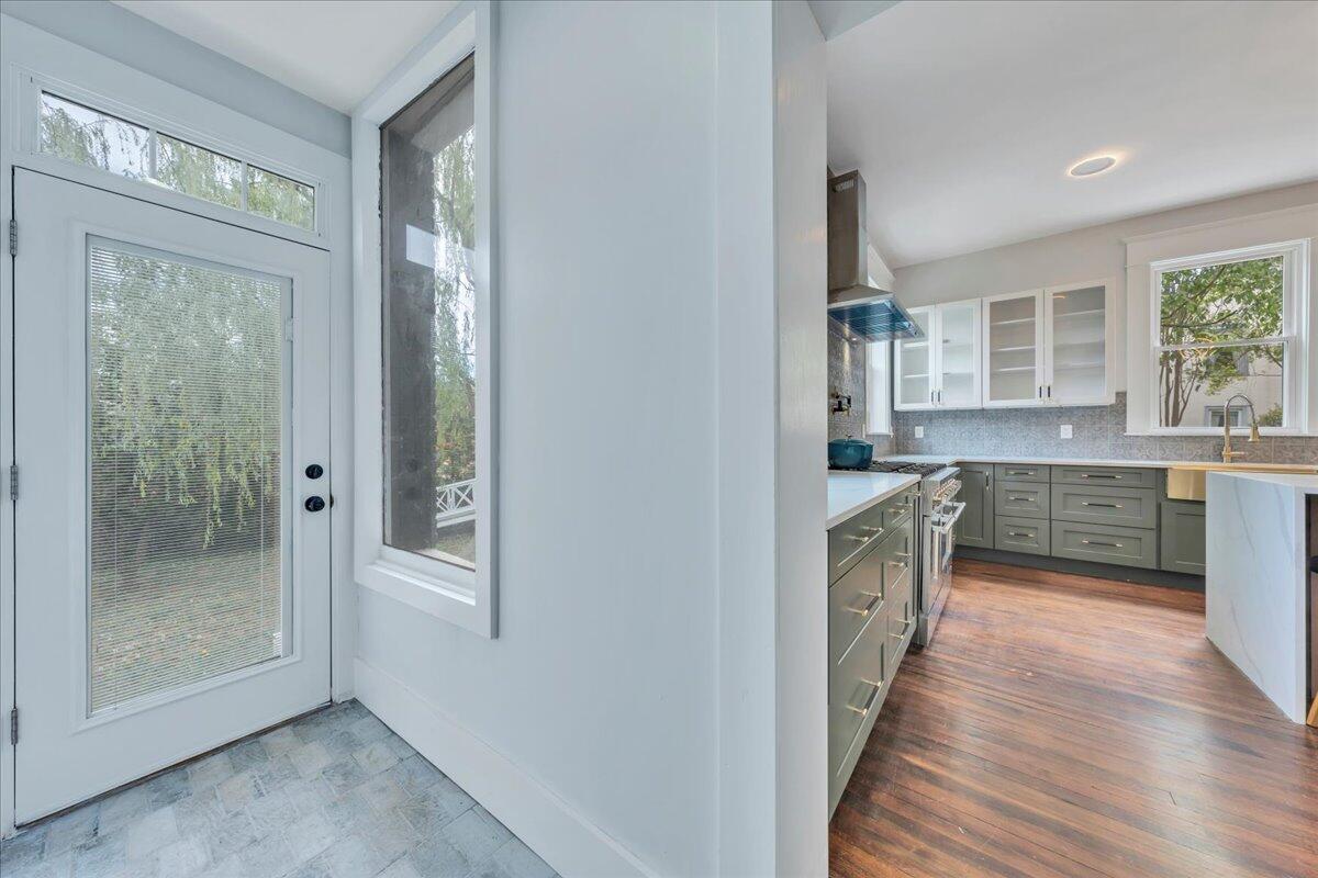 1221 Wasena Ter, Roanoke, Virginia image 24
