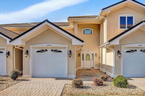 Homes For Sale - 1090 La Casa Ct<br/> Moneta, VA 24121