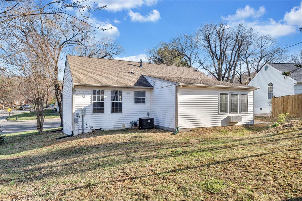 3350 Springtree Dr, Roanoke, Ohio image 27