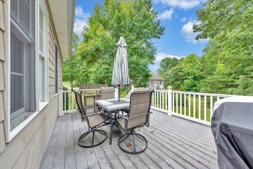 1140 Marie Dr, Huddleston, Virginia image 45