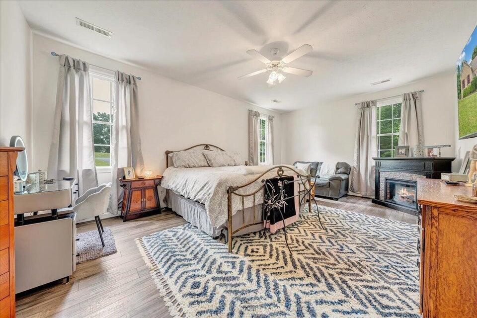 1140 Marie Dr, Huddleston, Virginia image 22