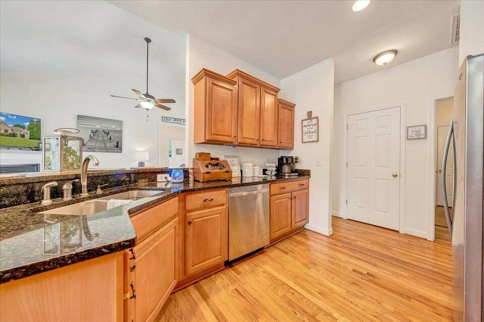 1140 Marie Dr, Huddleston, Virginia image 18