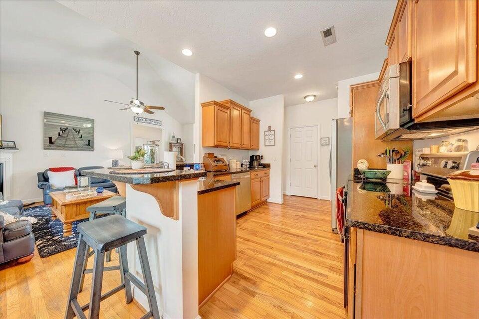 1140 Marie Dr, Huddleston, Virginia image 17