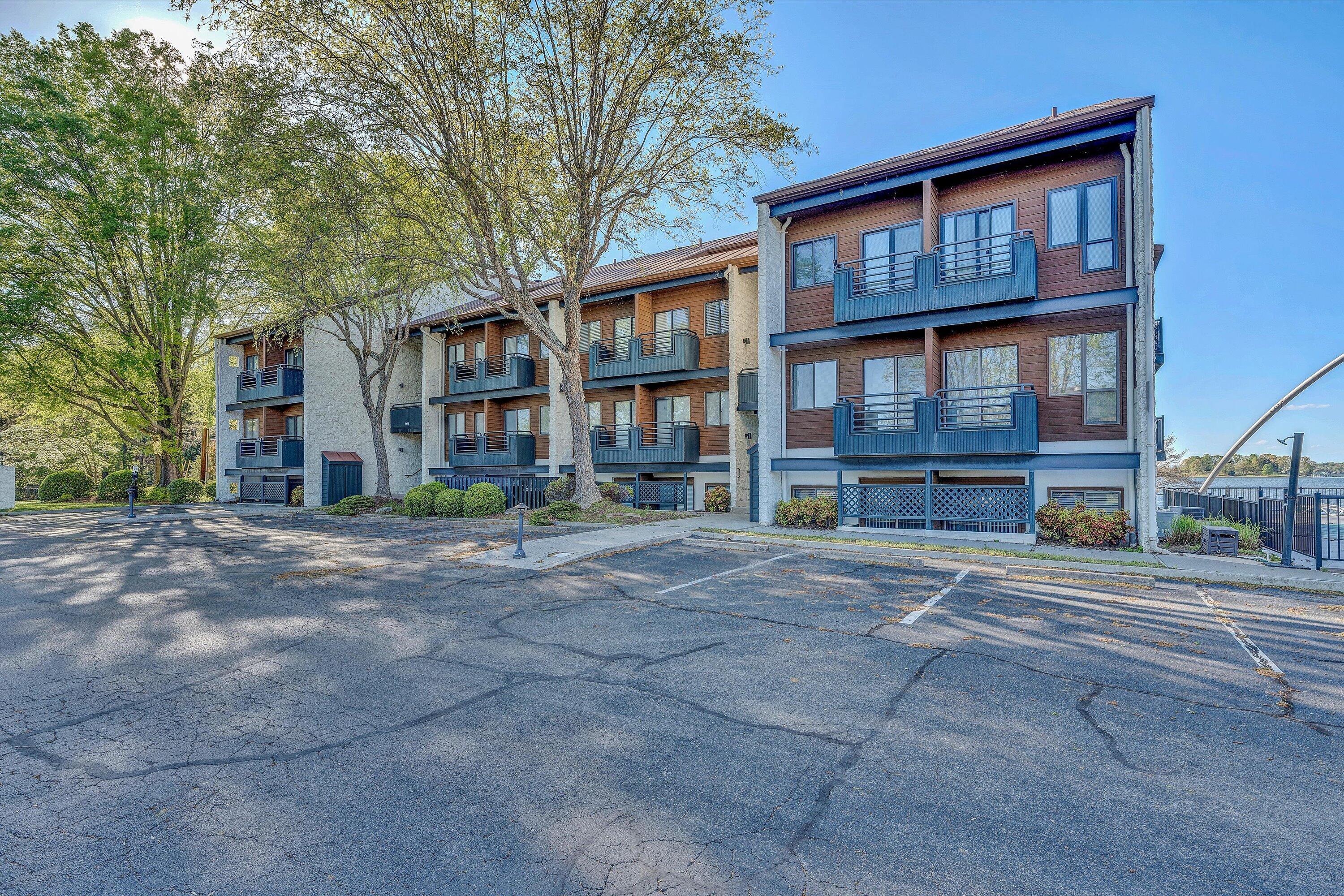 6605 Smith Mountain Rd #110, Penhook, Virginia image 2