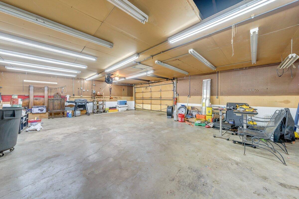 2626 Avenham Ave, Roanoke, Virginia image 31