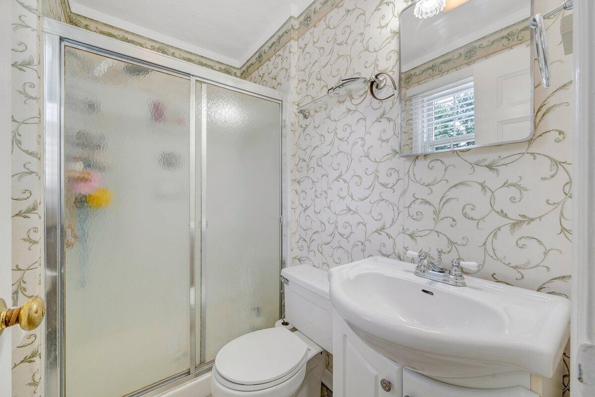 2626 Avenham Ave, Roanoke, Virginia image 28
