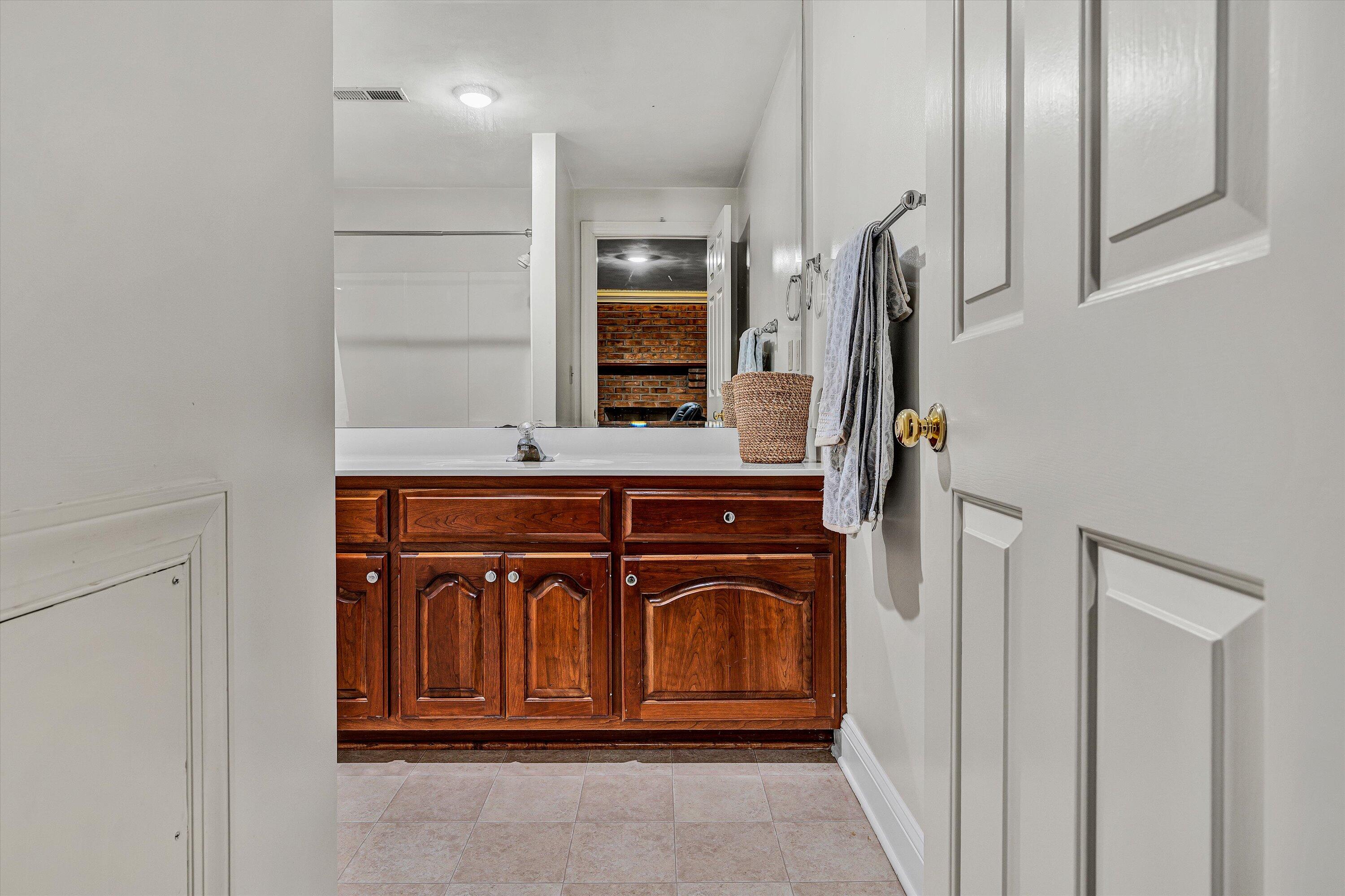 8204 Strathmore Ln, Roanoke, Virginia image 34