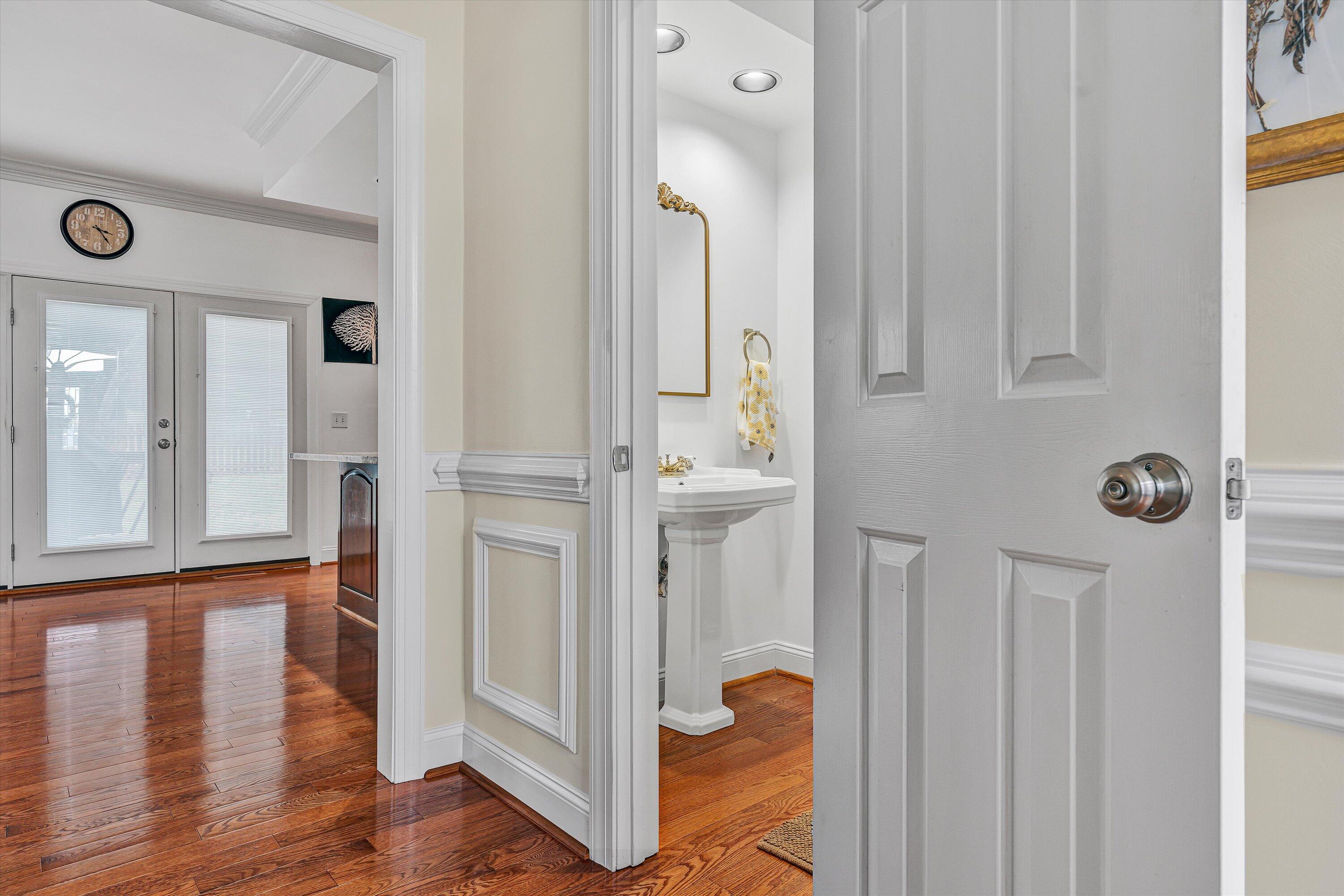 8204 Strathmore Ln, Roanoke, Virginia image 9