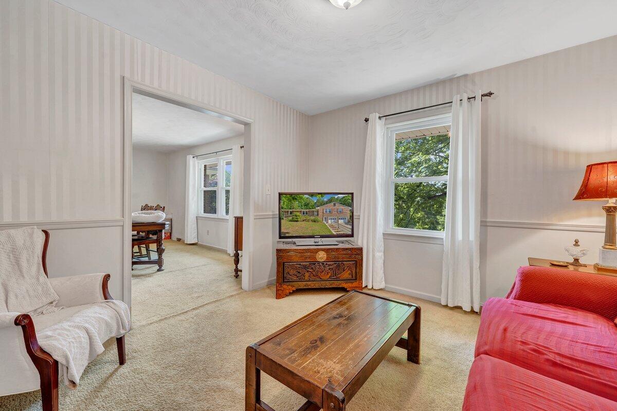 3412 Canter Cir, Roanoke, Virginia image 12