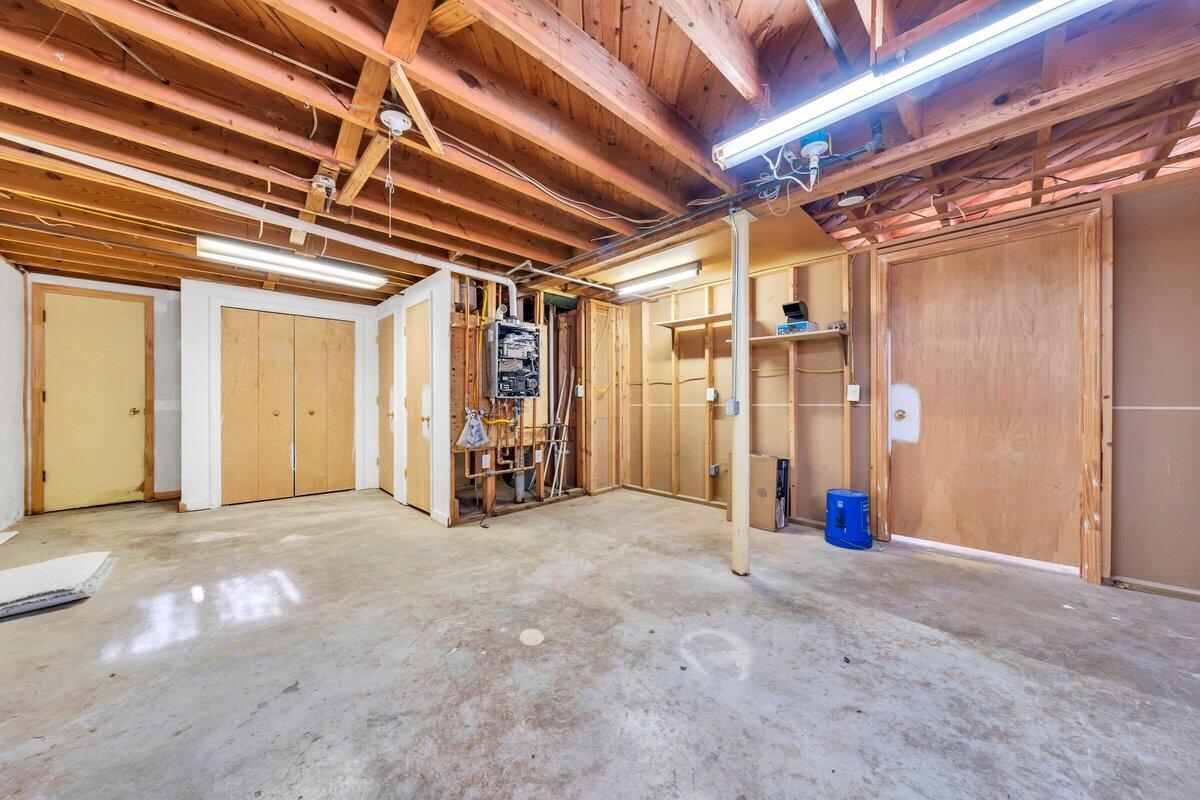 227 Maplelawn Ave, Roanoke, Virginia image 46