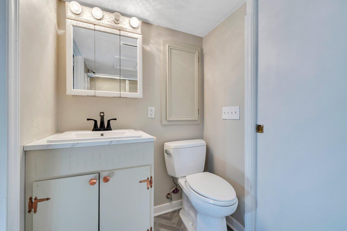 227 Maplelawn Ave, Roanoke, Virginia image 41