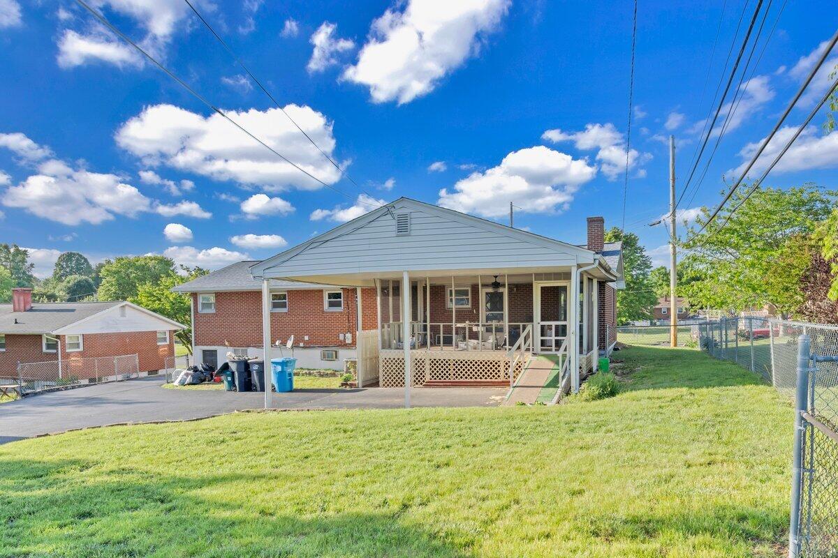 227 Maplelawn Ave, Roanoke, Virginia image 49