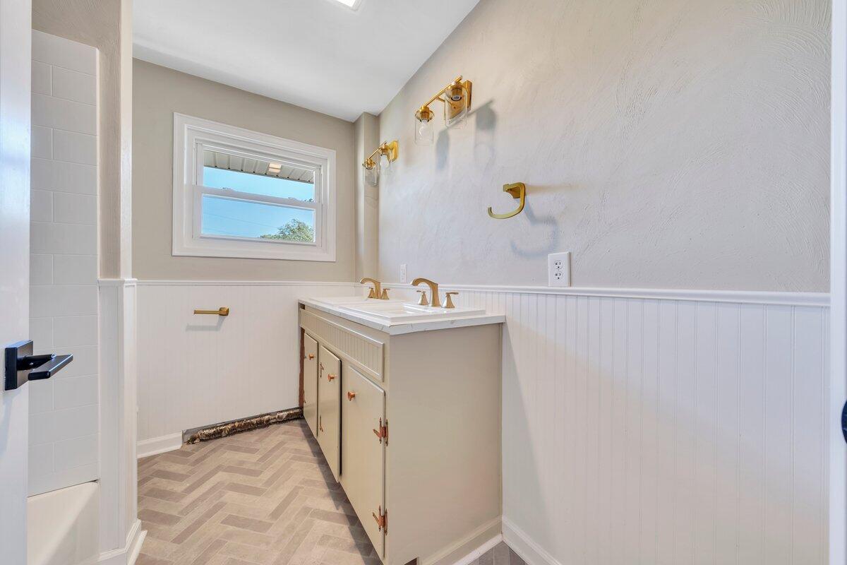 227 Maplelawn Ave, Roanoke, Virginia image 22