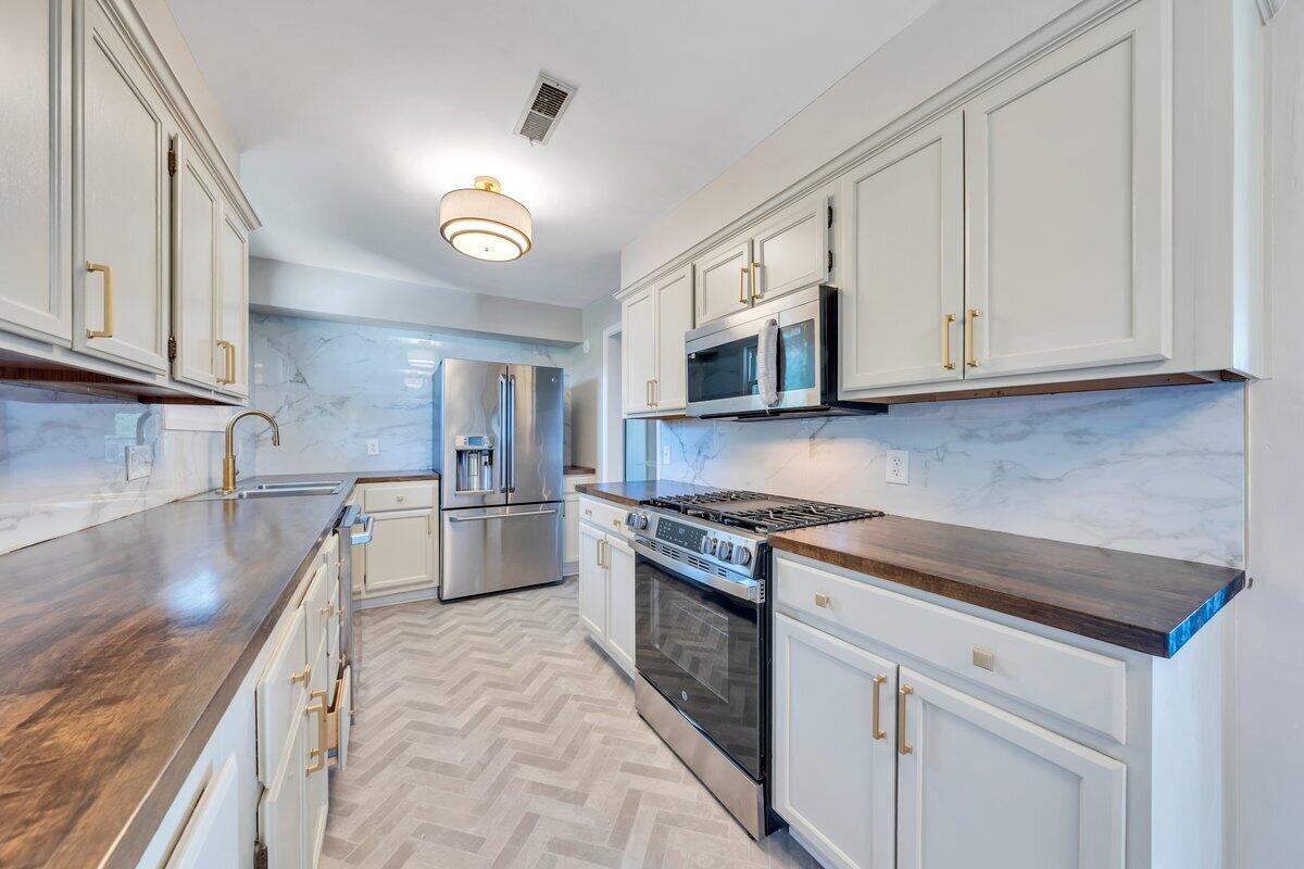 227 Maplelawn Ave, Roanoke, Virginia image 7