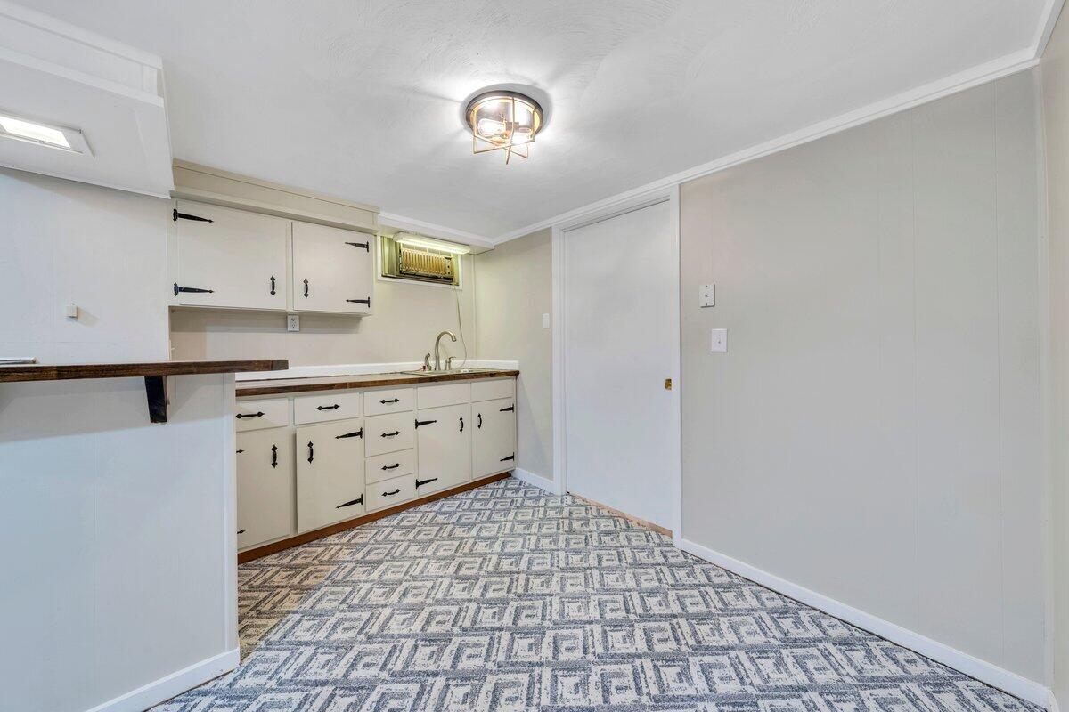 227 Maplelawn Ave, Roanoke, Virginia image 34