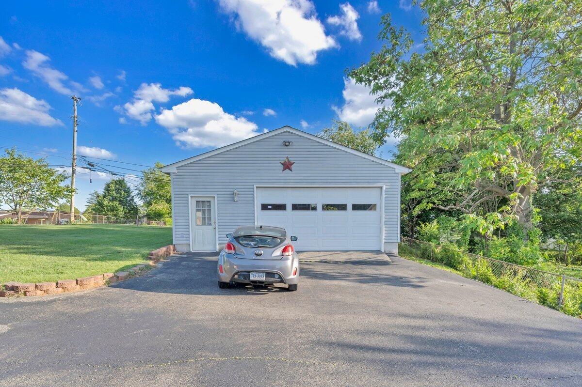 227 Maplelawn Ave, Roanoke, Virginia image 50