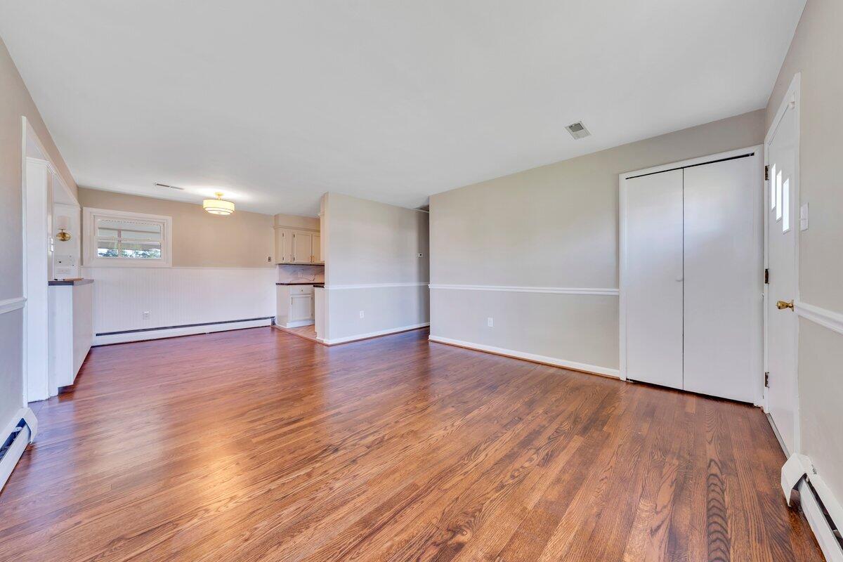 227 Maplelawn Ave, Roanoke, Virginia image 5