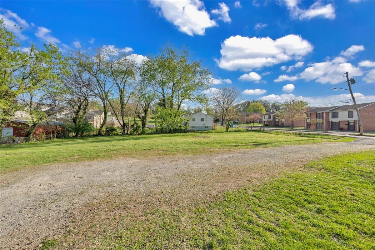 1319 Liberty Rd, Roanoke, Virginia image 28