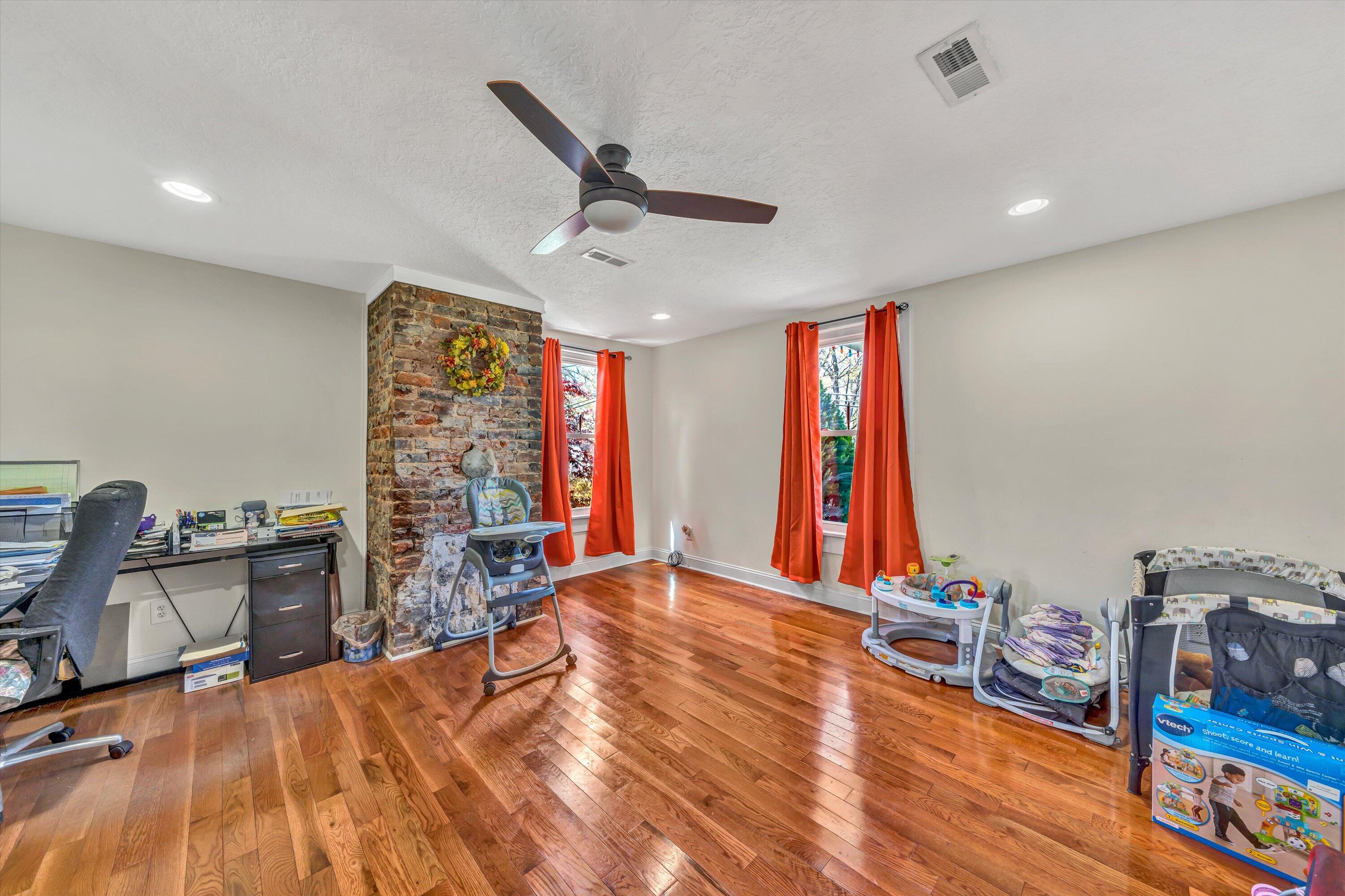 1150 Drewrys Hill Rd, Vinton, Virginia image 25