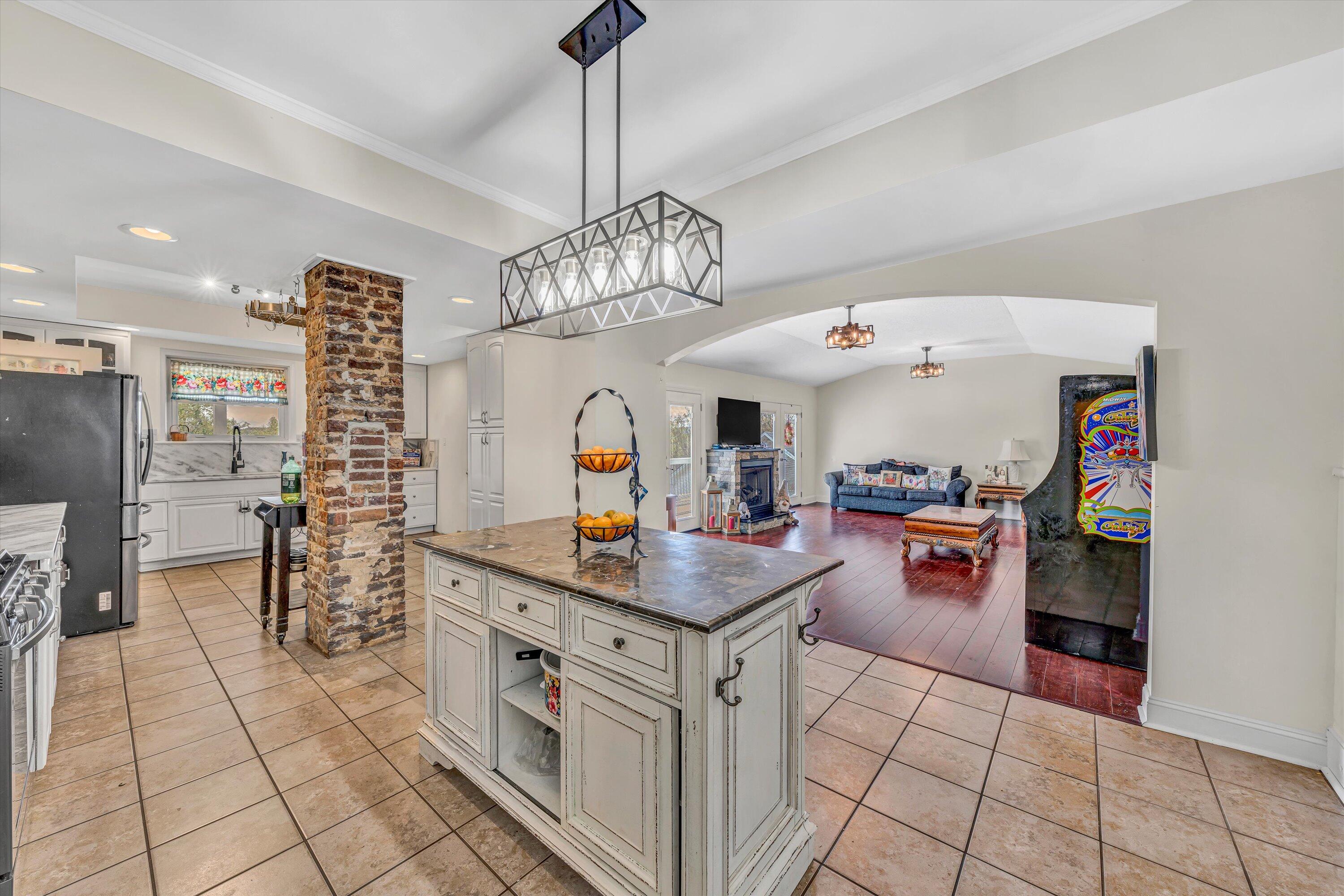 1150 Drewrys Hill Rd, Vinton, Virginia image 20