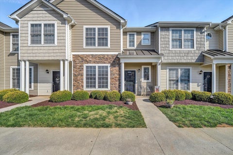 Townhouse For Sale - 100 Sprouse Ln<br/> Campbell County, Lynchburg, VA 24502