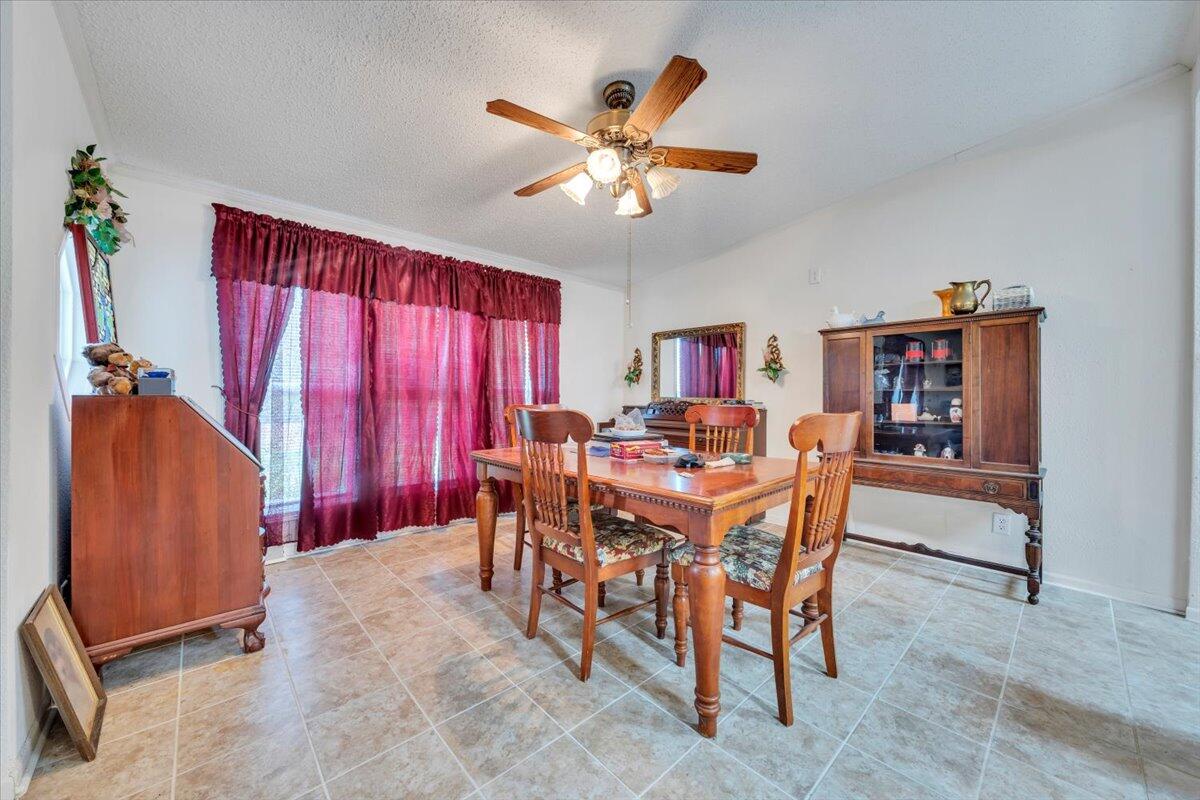 1320 Horseshoe Point Rd, Henry, Virginia image 11