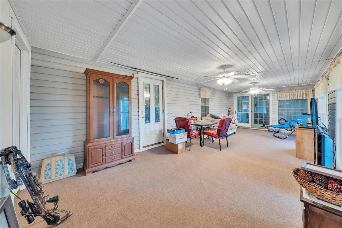 1320 Horseshoe Point Rd, Henry, Virginia image 25