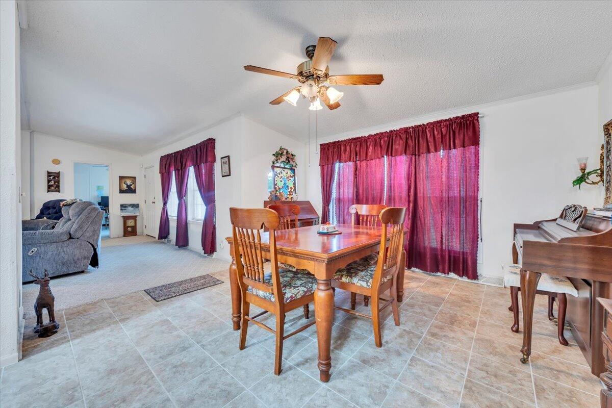 1320 Horseshoe Point Rd, Henry, Virginia image 13