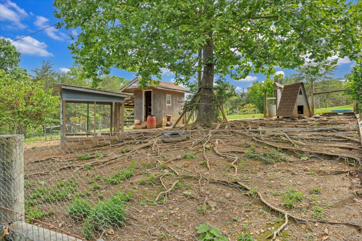 1320 Horseshoe Point Rd, Henry, Virginia image 39