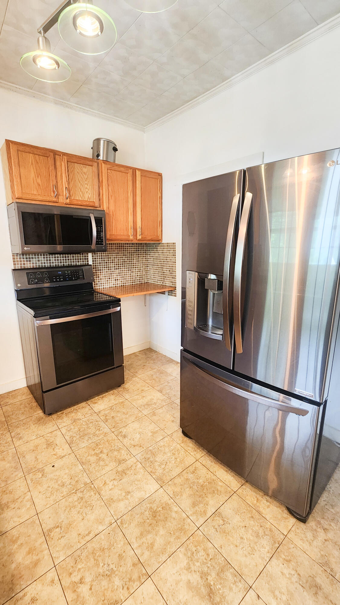 611 Alleghany St, Clifton Forge, Ohio image 11