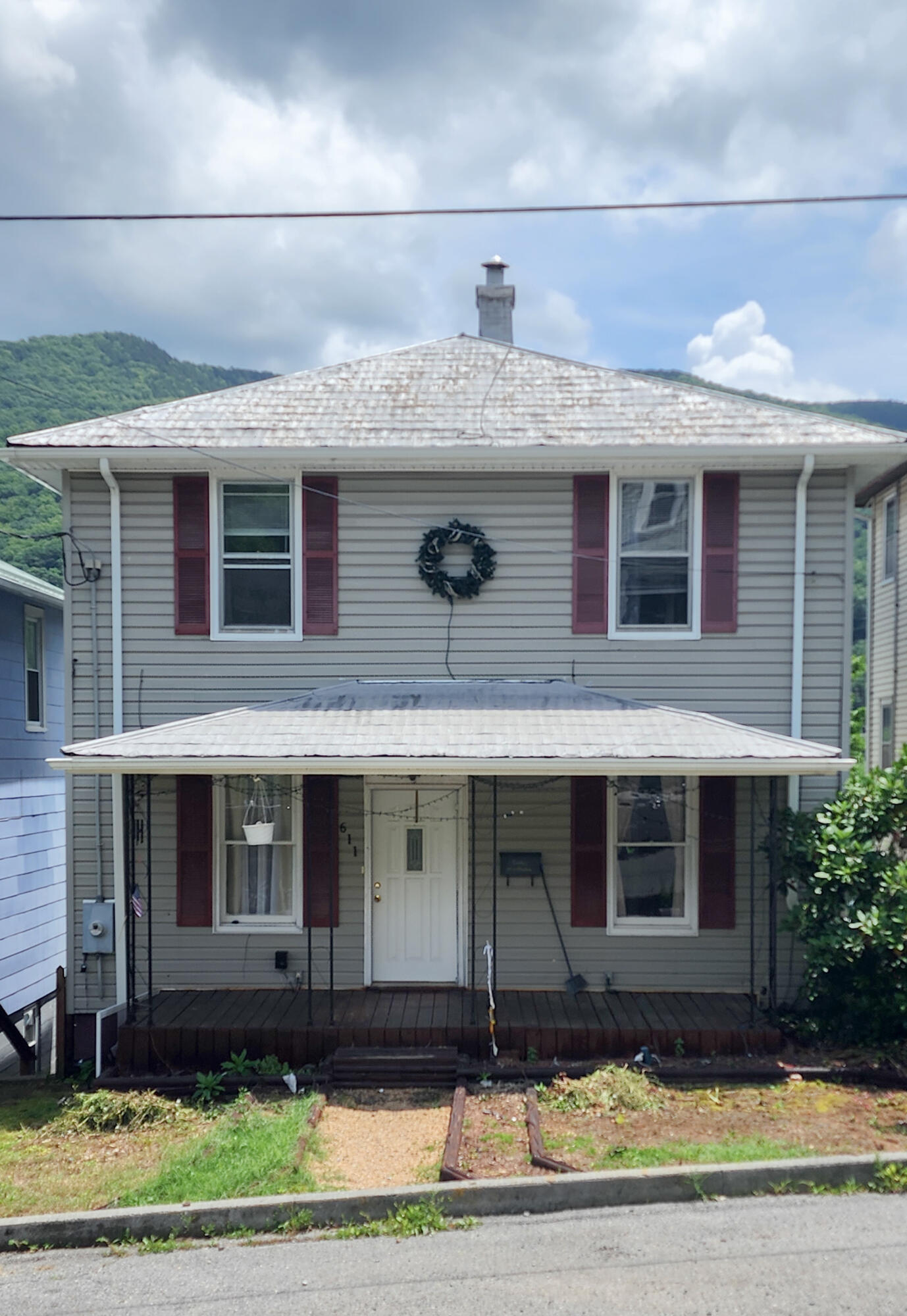 611 Alleghany St, Clifton Forge, Ohio image 1