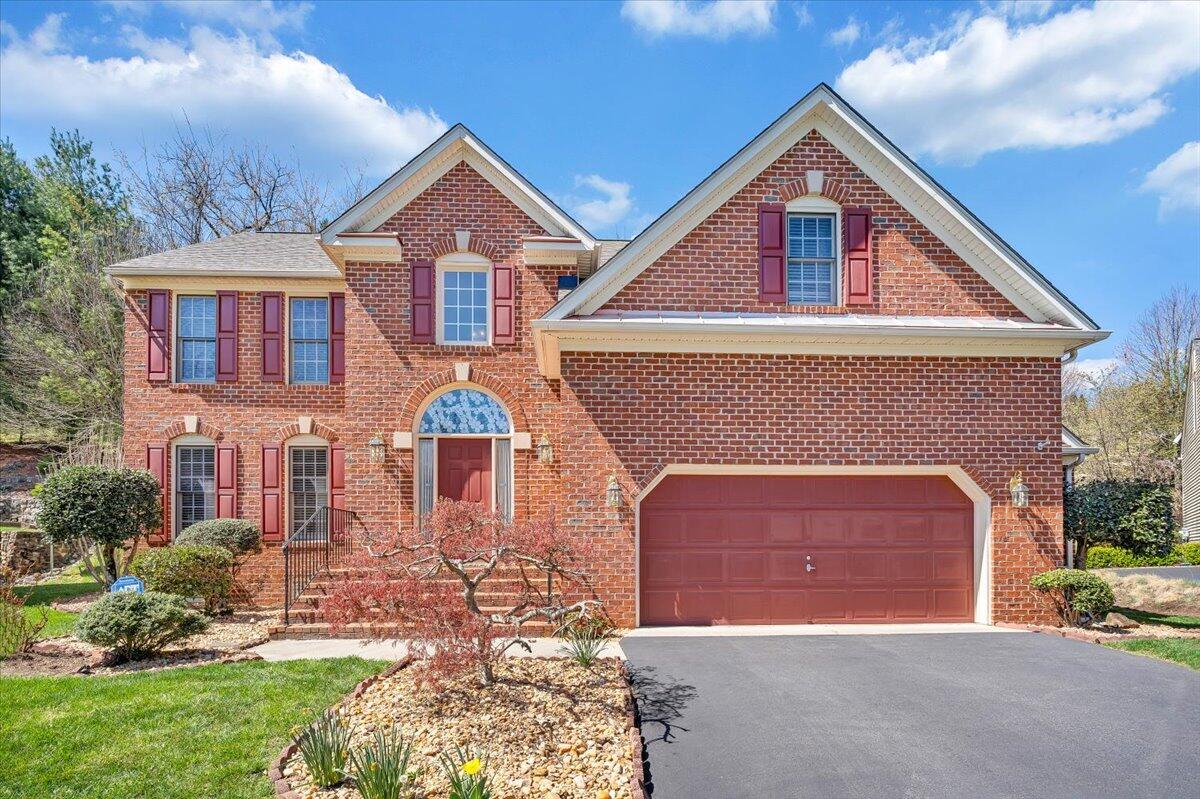 5232 Meadow Creek DR, Roanoke, VA 24018 - #: 897012
