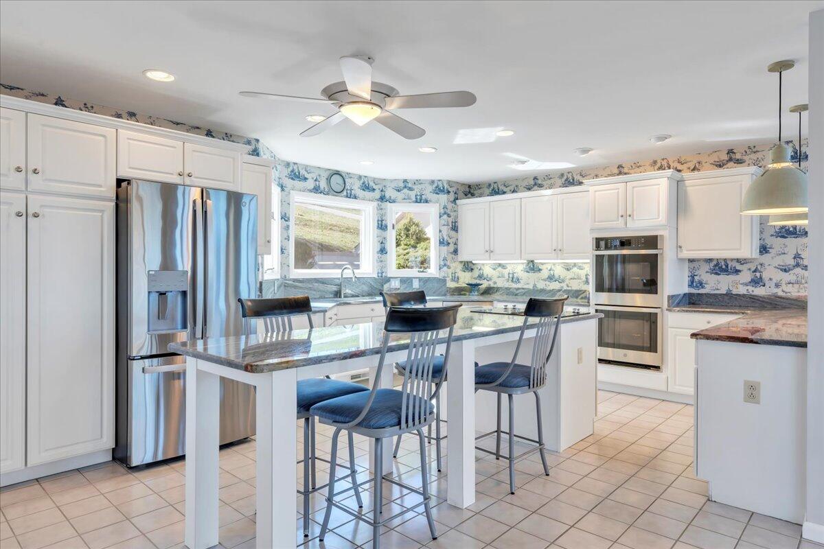 104 Lookout Pointe Dr, Moneta, Virginia image 10